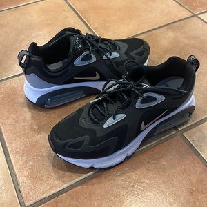Men’s size 9.5 Nike Air Max 200 Winter (used)
